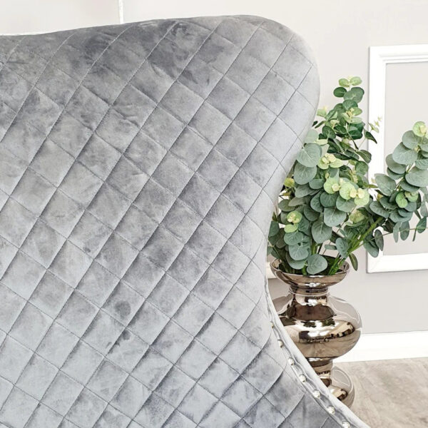 Chelsea Single Dining Chair with Lion Knocker Buttoned Back
