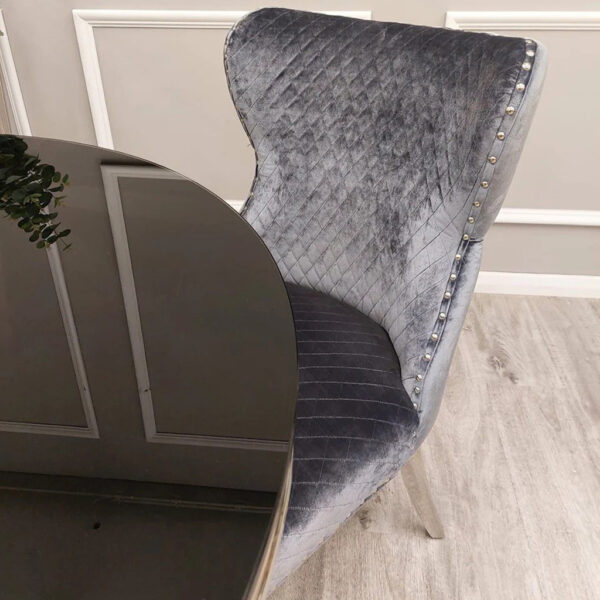 Chelsea Single Dining Chair with Lion Knocker Buttoned Back